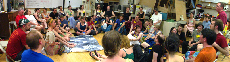 Song Swap at NEFFA 2012 (photo by D. Kessler)